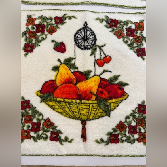 Set of 2 Vintage Fashion Manor Cotton Fruit Basket Wash Clothes-Like New - Picture 2 of 6